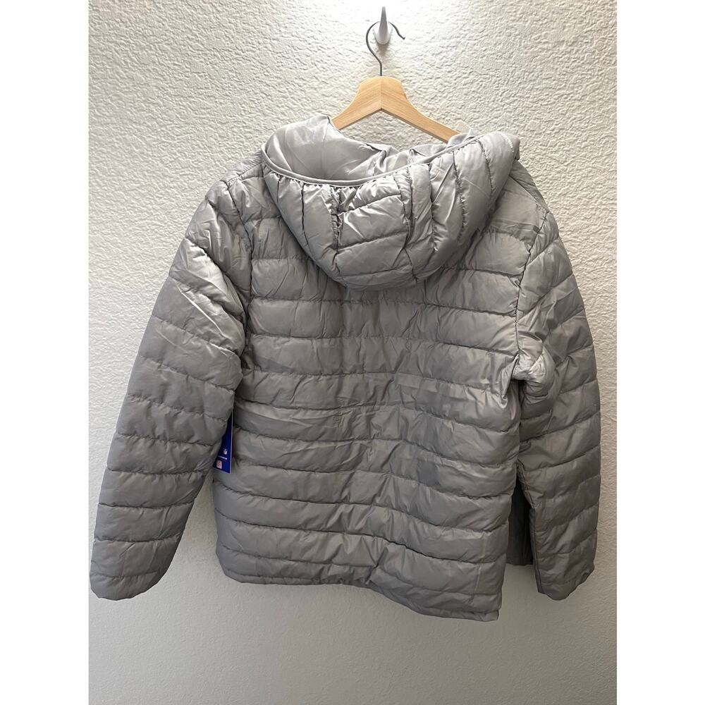 NWT NFL Shield Puffer Jacket M Silver Gray Hooded Quilted Coat Ultra Game $140 - Picture 3 of 10
